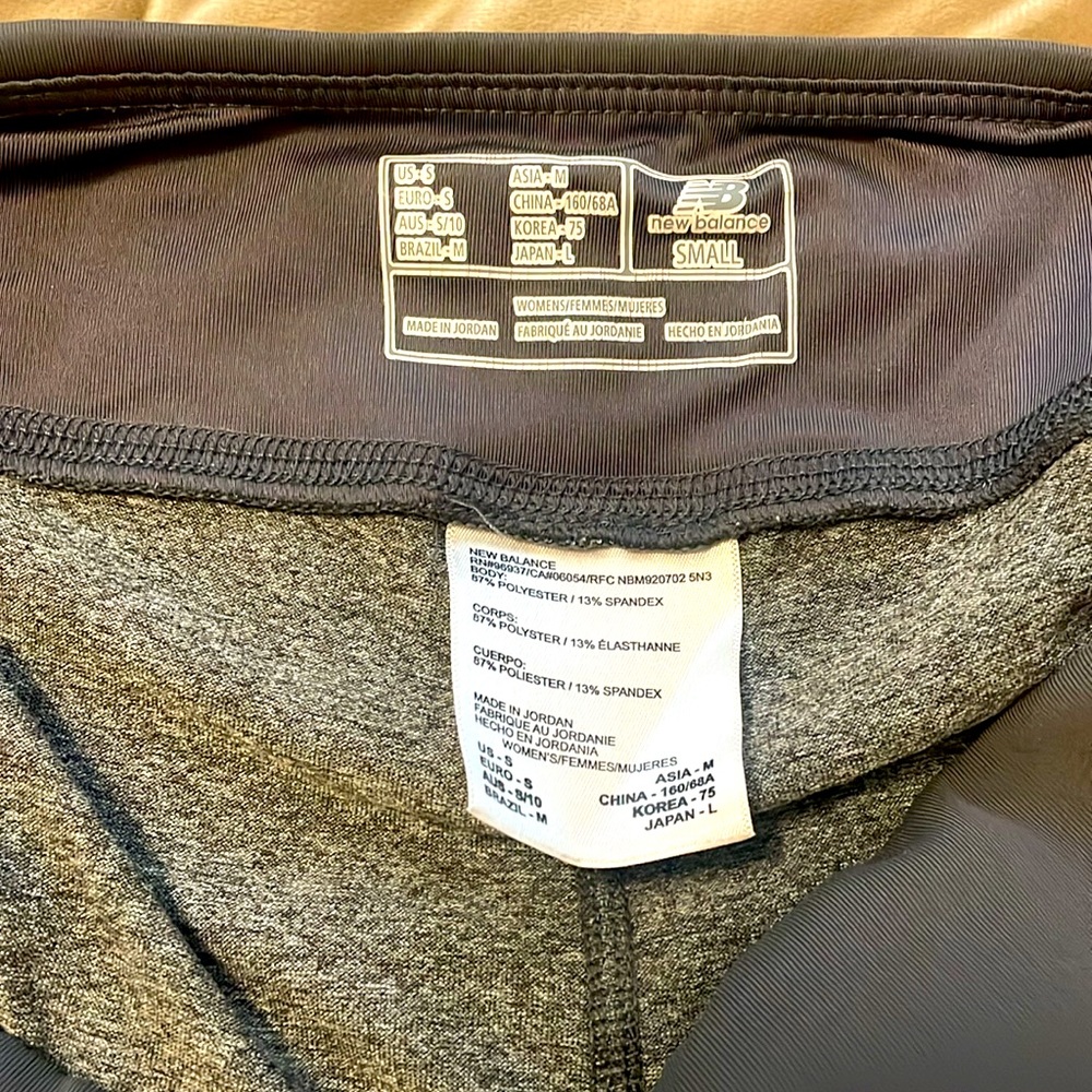 Crop workout legging - Picture 3 of 3